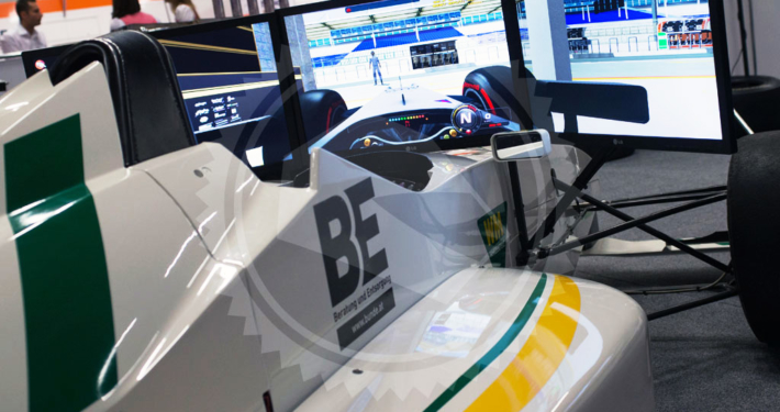 Formel Simulator mieten Formelfeelig